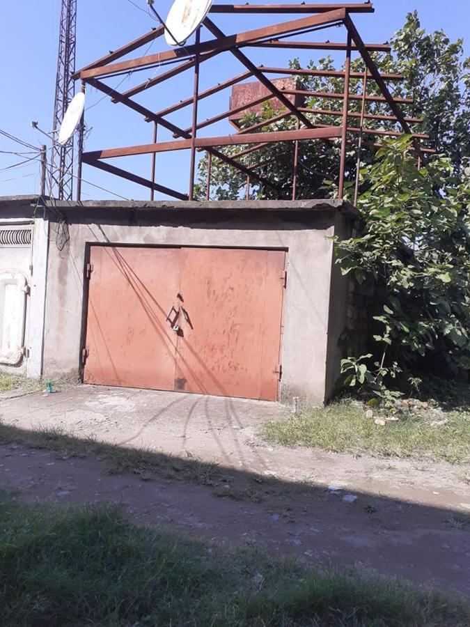 Temuriroom Pʼotʼi Екстериор снимка